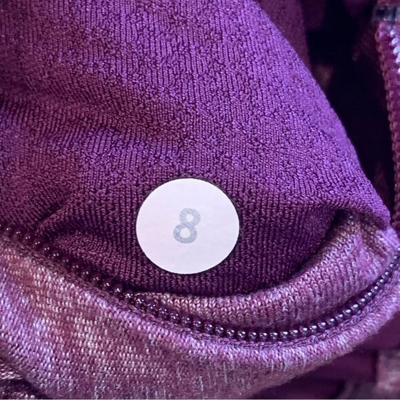 Lululemon Run Free Ruffle Tank Top Sz 8 Workout Athletic Heathered Plum Purple - Picture 6 of 8